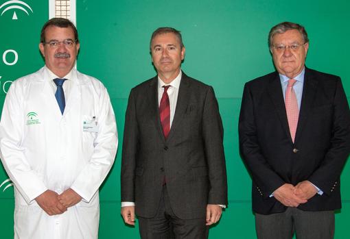 Manuel Molina, Miguel Moreno y Juan Manuel León-Sotelo