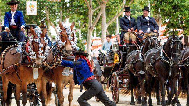 Feria de Abril de Sevilla 2019: Récord histórico de carruajes y «éxito» de la ley seca