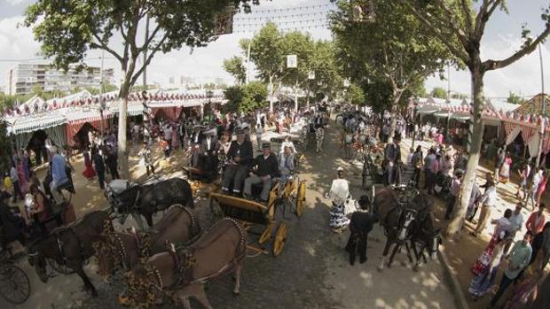 El negocio de los coches de caballos tiene en la Feria de Abril de Sevilla 2019 el mejor escaparate