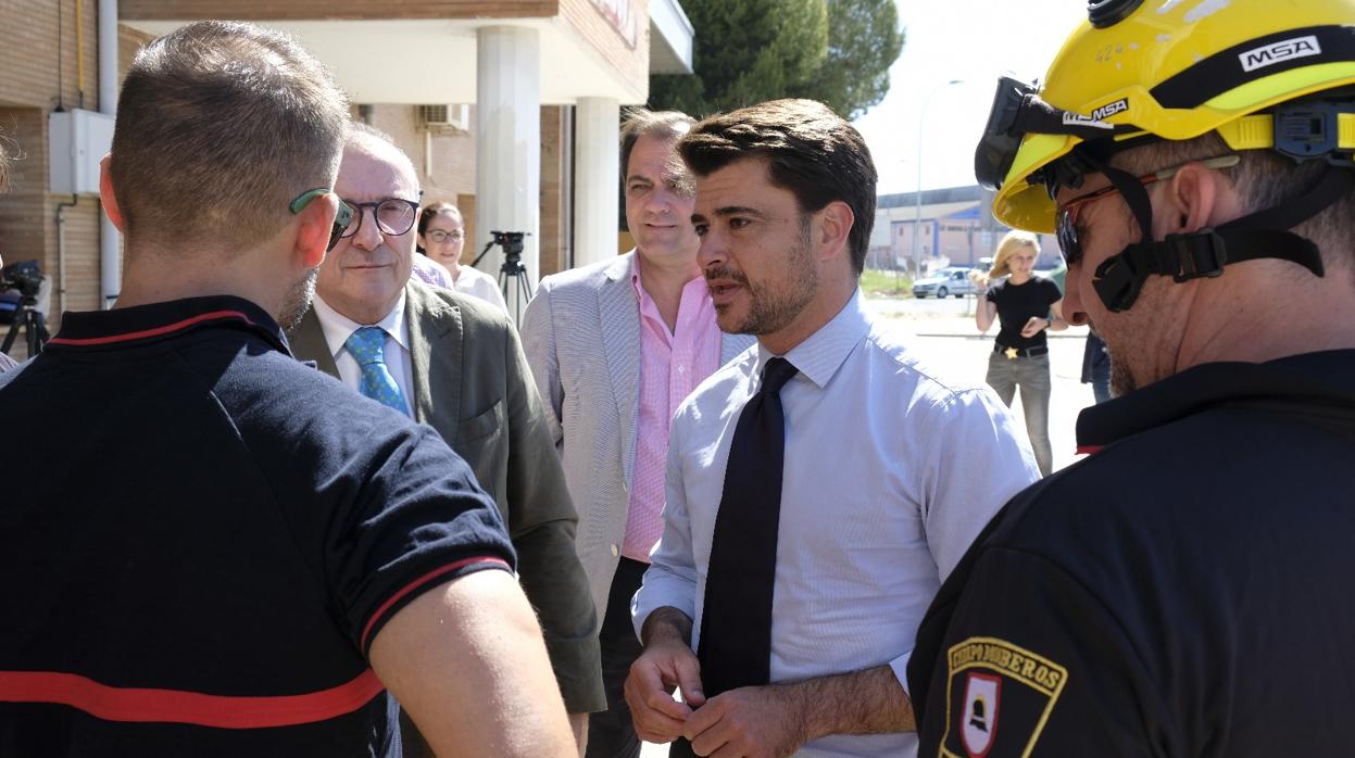 Beltrán Pérez, este lunes con los bomberos