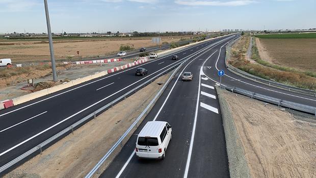 Abiertos dos nuevos ramales en el enlace de la autovía de Acceso Norte a Sevilla