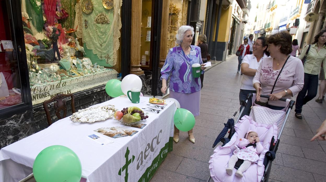Unas 200 mesas estarán mañana en Sevilla pidiendo donativos contra el cáncer