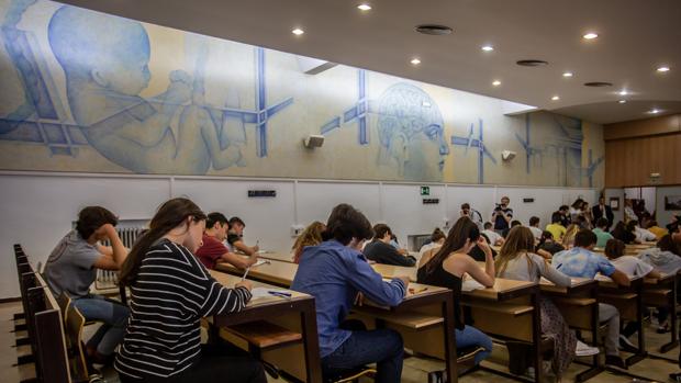 El Gobierno del cambio tampoco publica el ranking de la Selectividad por colegios en Sevilla