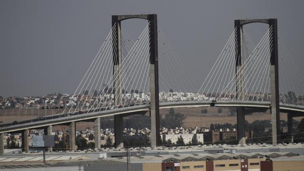 El Gobierno destina 13 millones para el inicio de la ampliación del puente del Centenario de Sevilla