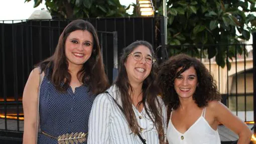 Lola Gil, Carolina Parrado y Beatriz Reca