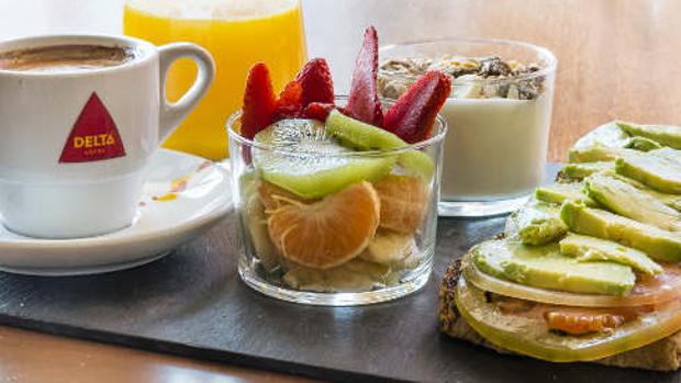 Ocho recetas saludables para los amantes del «brunch» y la comida sana