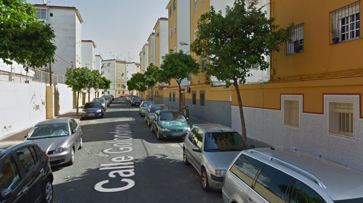 El menor cayó desde una ventana de uno de esos bloques de la calle Golondrina