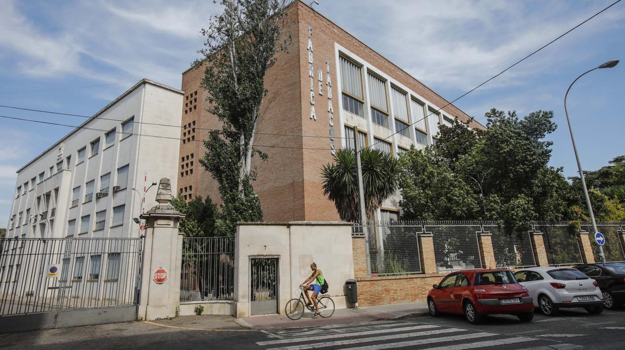 El edificio de Altadis está definido como uso terciario