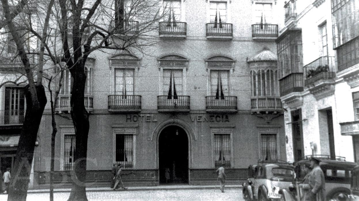 El Hotel Venecia en el año 1950