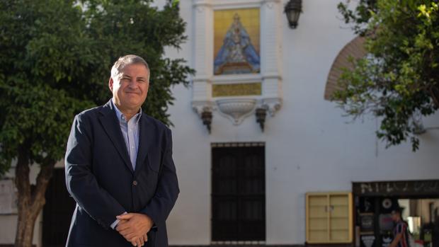 «No veo necesario ampliar el recorrido de la procesión de la Virgen de los Reyes»