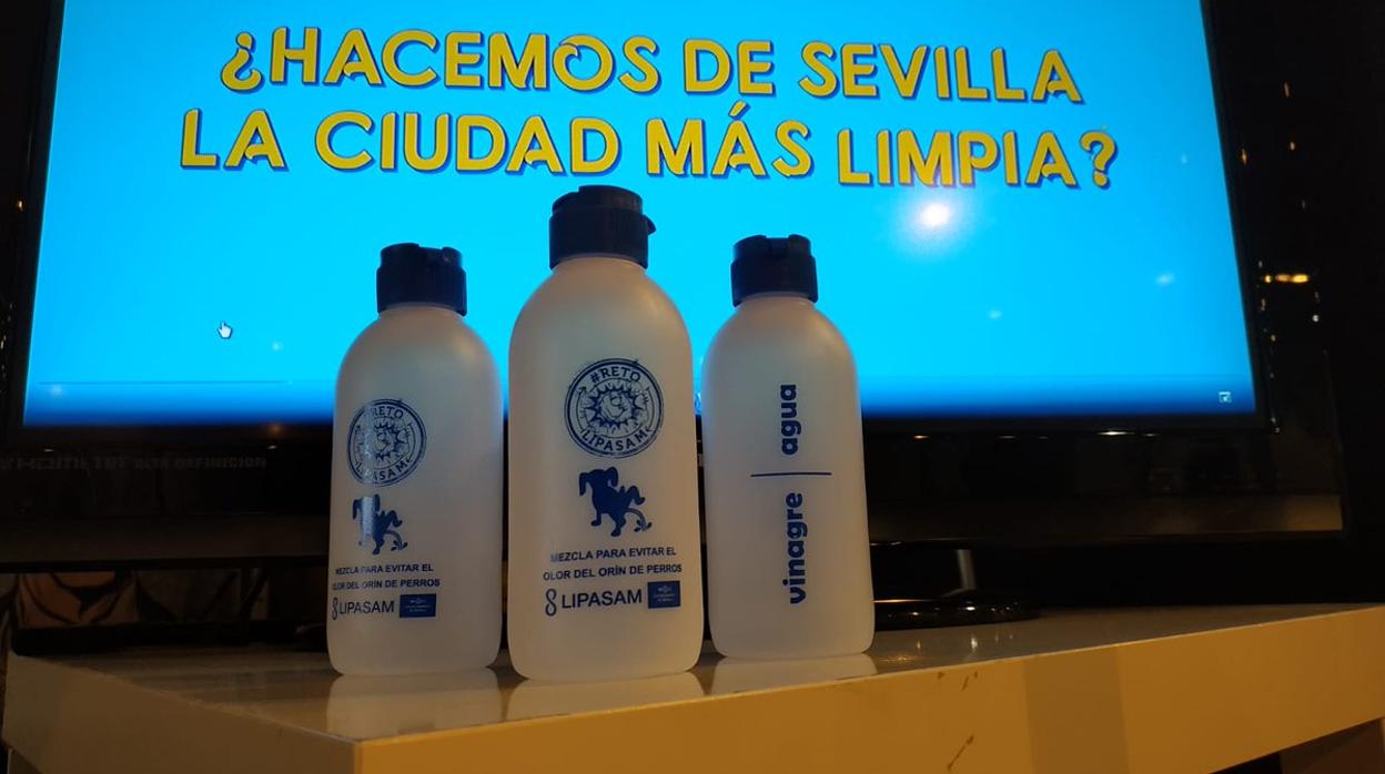 Este modelo de botellas fue patentado por Lipasam y expuestas en «Surmascotas», una feria de mascotas de Fibes