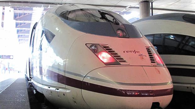 Una avería en el AVE provoca una hora de retraso en los trenes dirección Madrid-Sevilla