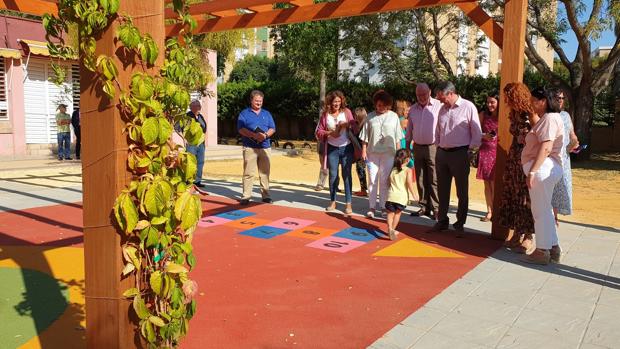 Obras de mejora en los colegios de Sevilla, pero nada de climatización