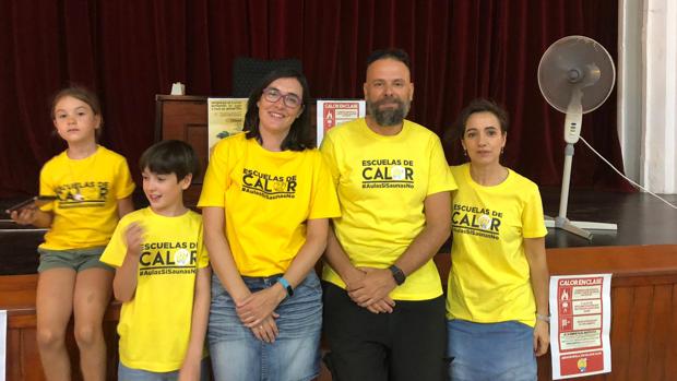 «En mi cole hace mucho calor, vamos a ir con el abanico»