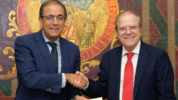 La Universidad de Sevilla estrecha lazos con el Ateneo