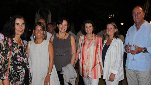 Teresa Gancedo, Mercedes Navarro, Patricia Macdougall, Mara Giménez, María Lara e Ignacio Gallego