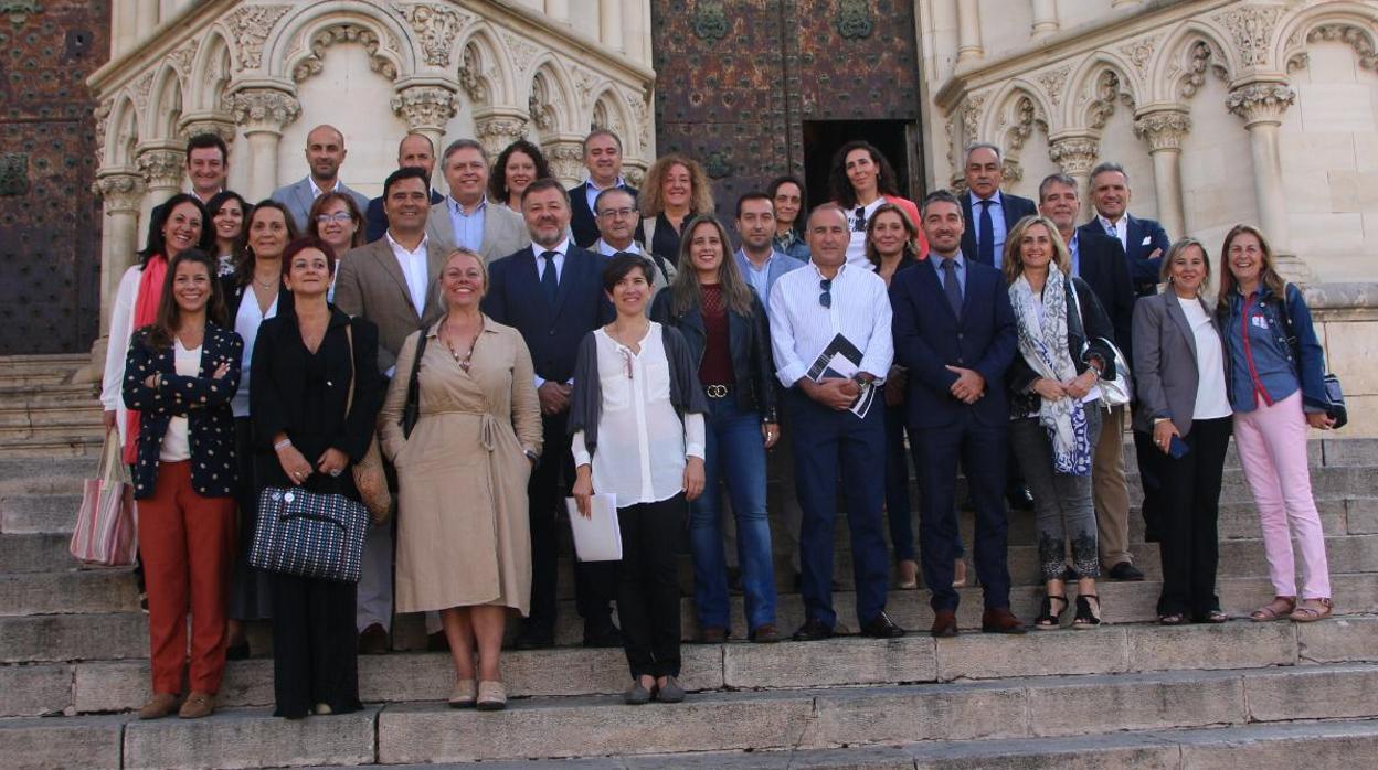 Reunión de la Red de Ciudades AVE, que presidente el alcalde de Sevilla, Juan Espadas