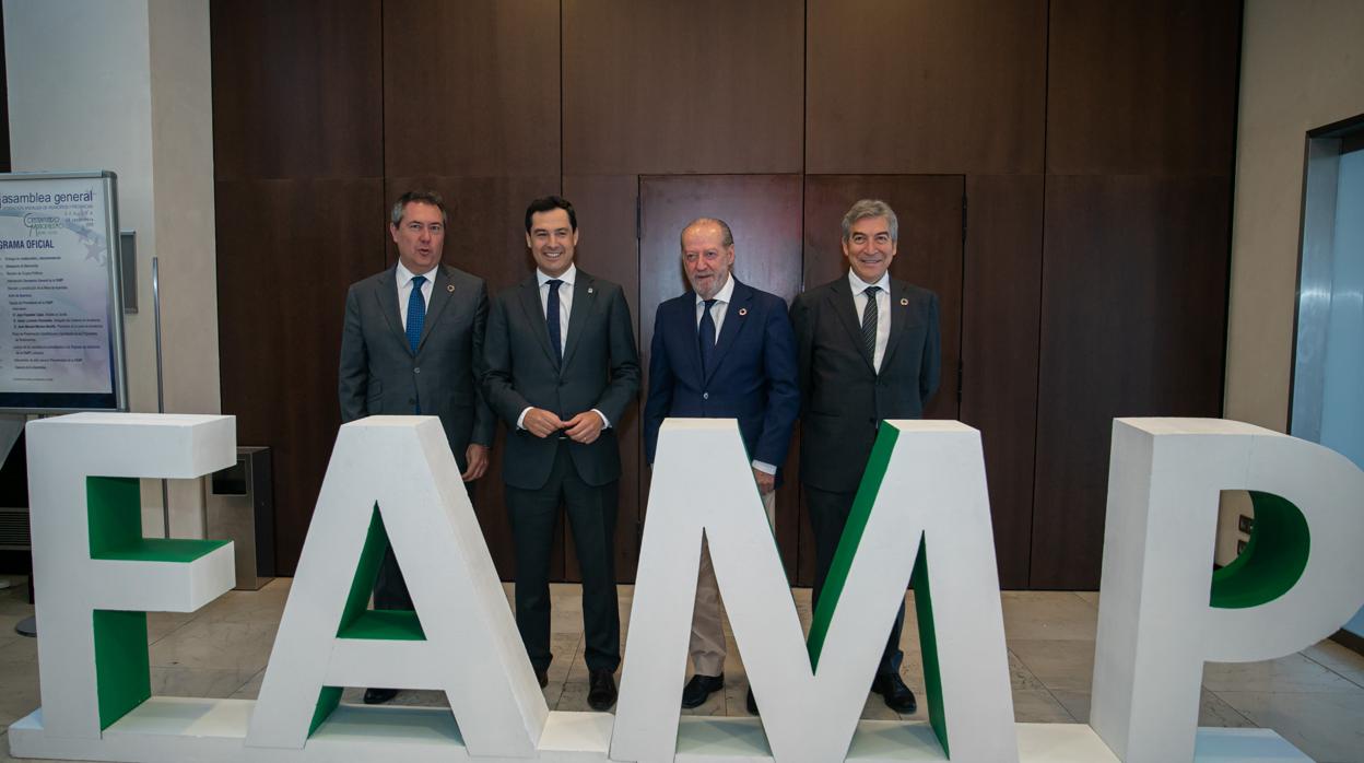 Espadas, Moreno, Villalobos y Fernández, en la asamblea de la FAMP del pasado sábado