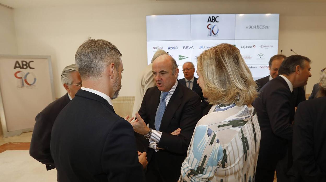 Juan Bravo, Luis de Guindos y Catalina Luca de Tena