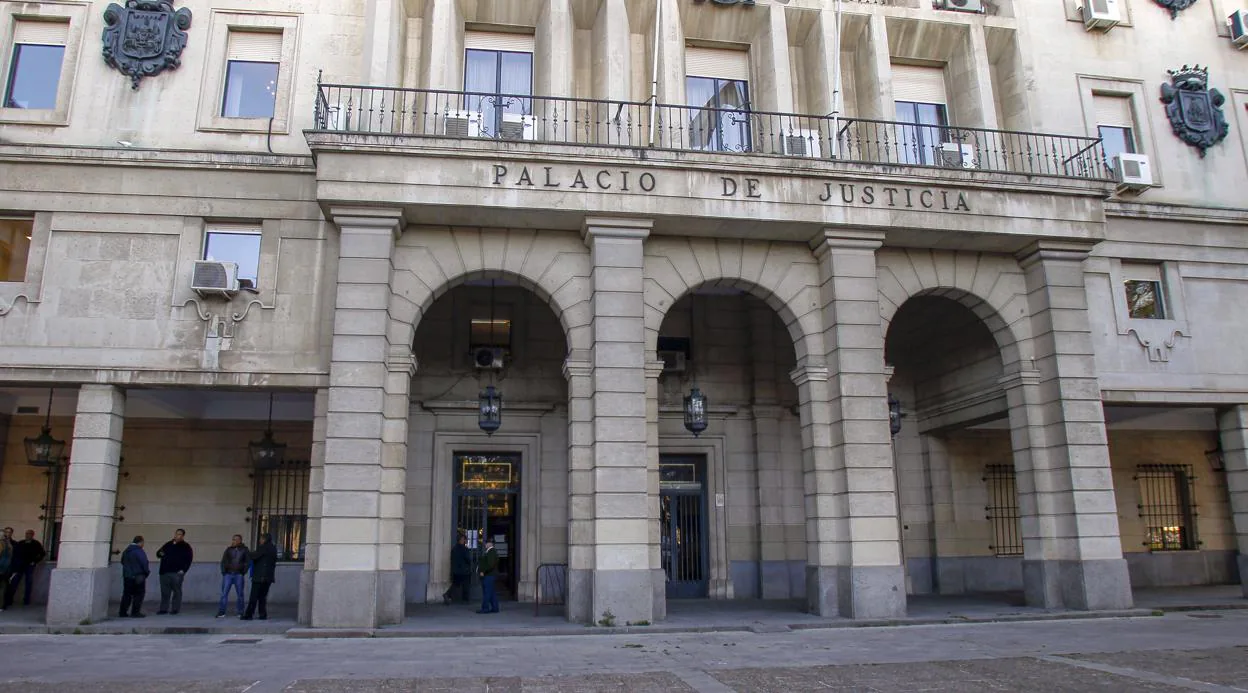 La Audiencia de Sevilla acogió el juicio contra el acusado de agresión sexual