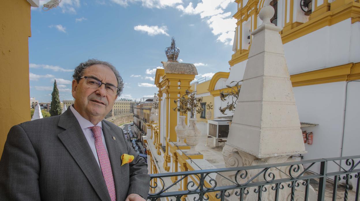 El hermano mayor de la Macarena, José Antonio Fernández Cabrero