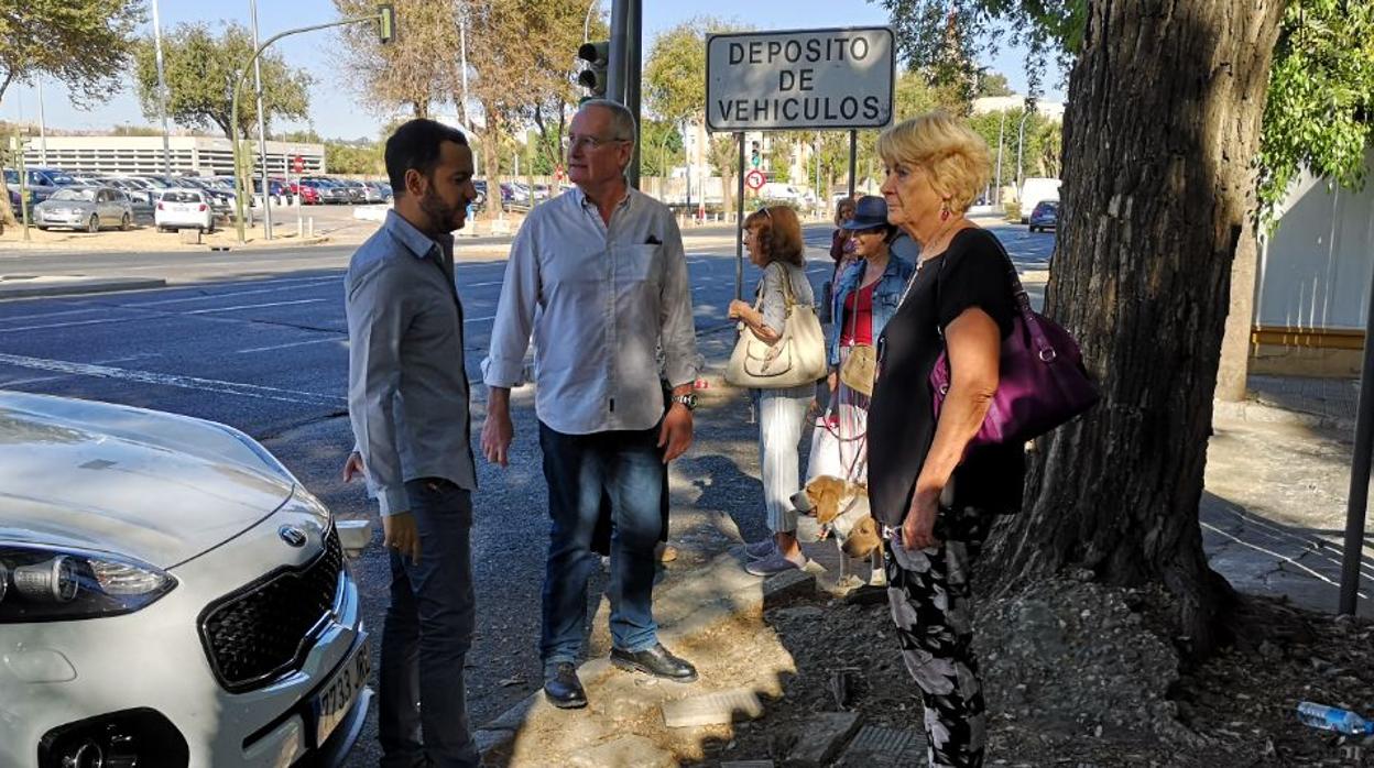 Vecinos de Los Remedios piden al Pleno el traslado del depósito de la grúa,«en zona verde y parte del parque»