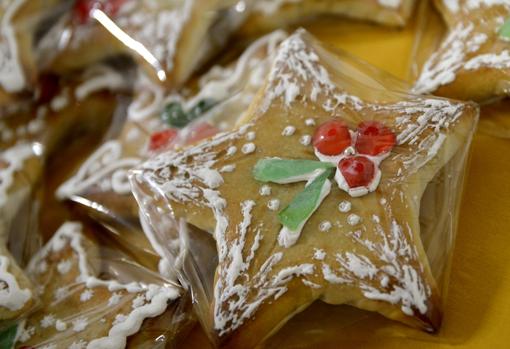 Estas fiestas vienen acompañadas de mantecados y turrones, dulces de conventos y galletas caseras