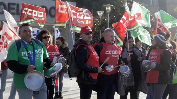 Sindicato Médico, Csif y UGT se desmarcan de las protestas contra el SAS en Sevilla por los «recortes»