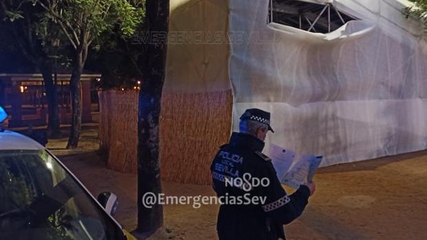 Precintan una atracción de los jardines del Prado de San Sebastián tras la caída de un niño