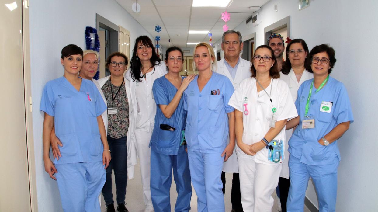 Equipo del nuevo área quirúrgica del Hospital Virgen Macarena