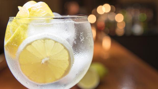 Vota tu gintonic favorito de Sevilla y llévate un pack para prepararlo en casa