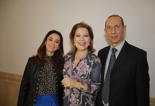 Marina Ramos, Mercedes Fernández Arévalo y Antonio Villar