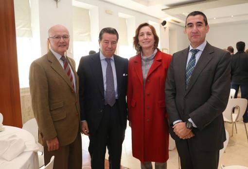 Ignacio Sánchez-Mejías, José Pérez Benítez, Carmen Núñez y Francisco Tato