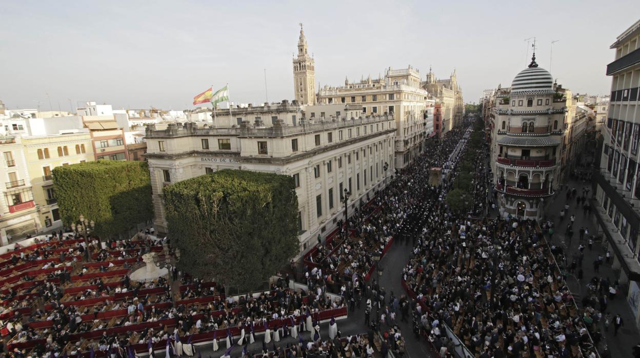 Los abonados de las sillas de la Semana Santa pagarán este próximo año un 21 por ciento más por el IVA