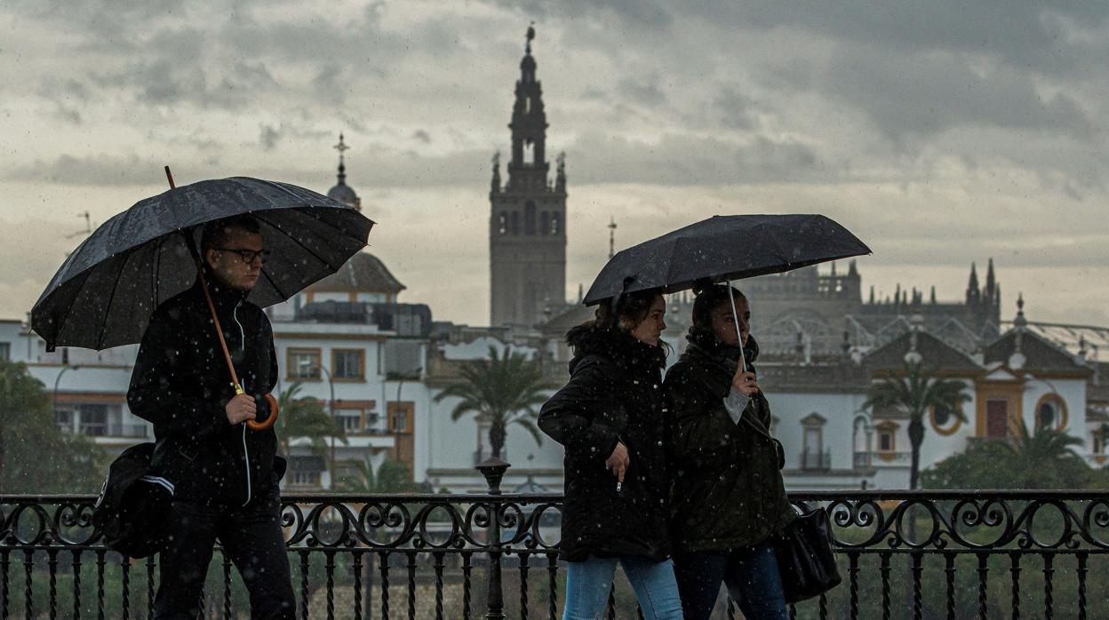 La de este viernes será la tercera jornada consecutiva en la que llueva