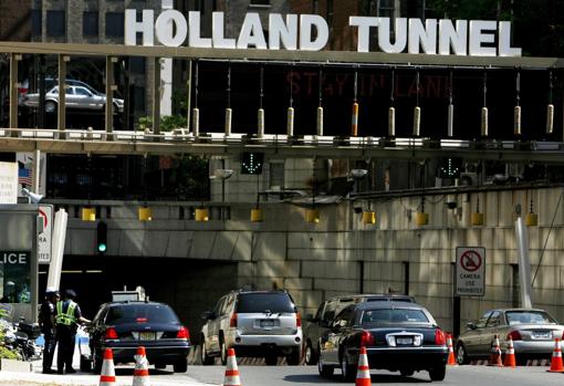 El Holland, túnel más antiguo de Nueva York, bajo el Hudson