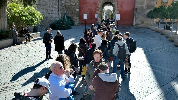 El Ayuntamiento retrasa el inicio del control de las entradas nominativas para el Alcázar
