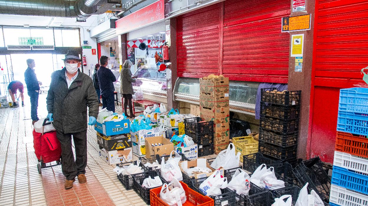 Mercado de abastos del Tiro de Línea durante el estado de alarma