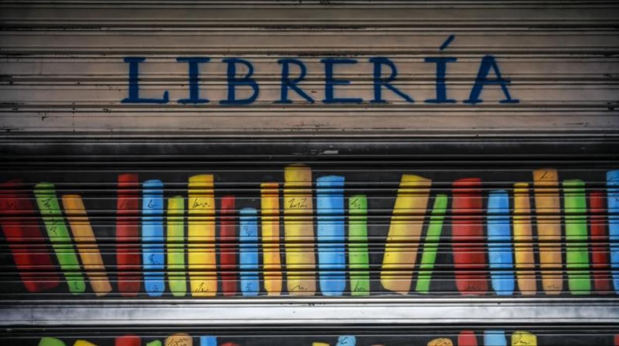 El cierre de una librería sevillana, tristemente echado estos días de encierro