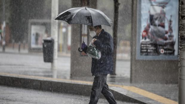 El tiempo en Sevilla: otro día de tormentas y de aviso amarillo