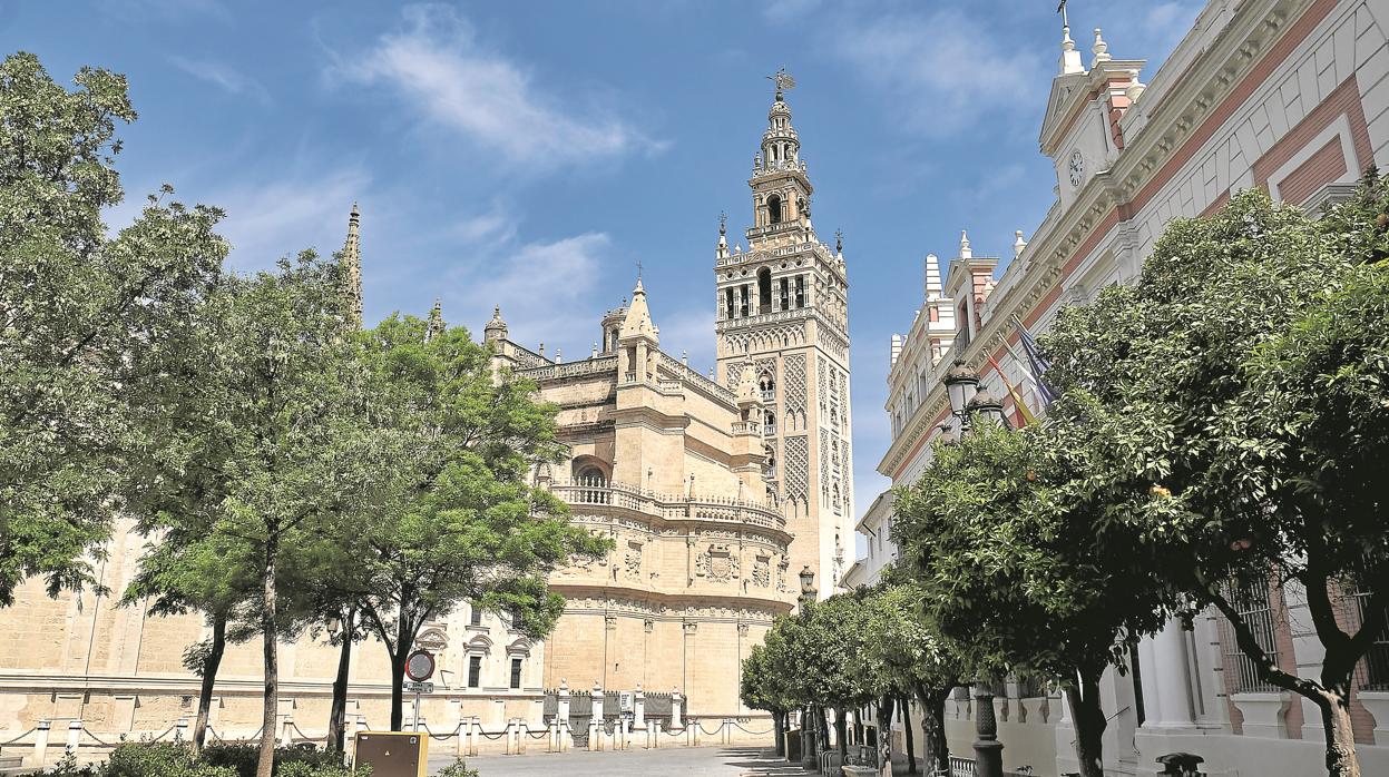 La Casa de la Provincia se encuentra en un entorno privilegiado de Sevilla