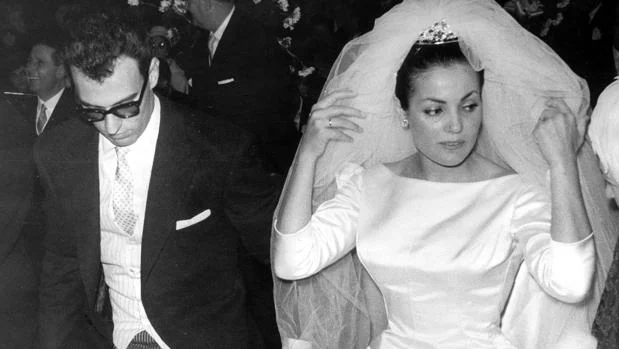 La popular boda de Carmen Sevilla en Zaragoza, portada de ABC