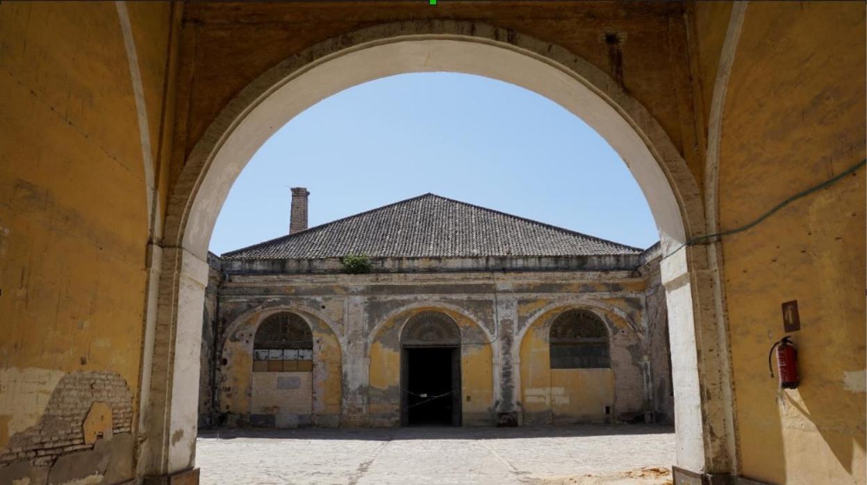 Uno de los patios interiores de la Fábrica de Artillería de Sevilla