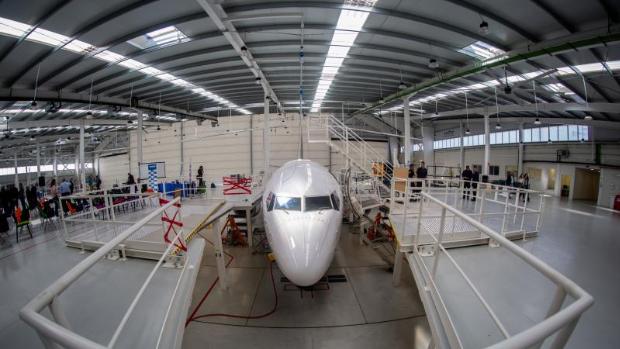 El aeropuerto de Sevilla licita los accesos del segundo hangar de Ryanair