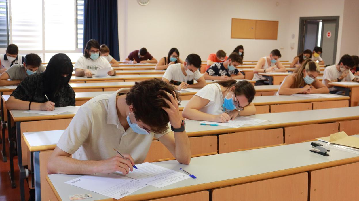 Un examen de Selectividad en la UPO