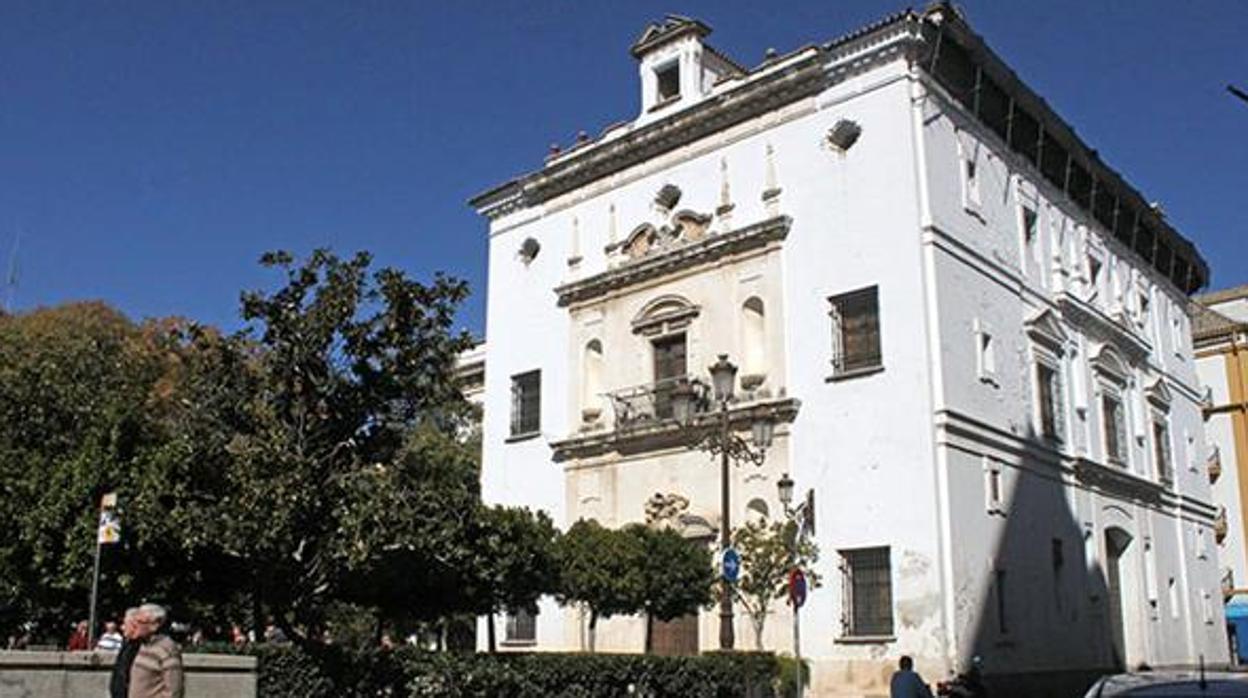 Exterior de la antigua iglesia de San Hermenegildo donde se va a empezar a actuar en octubre