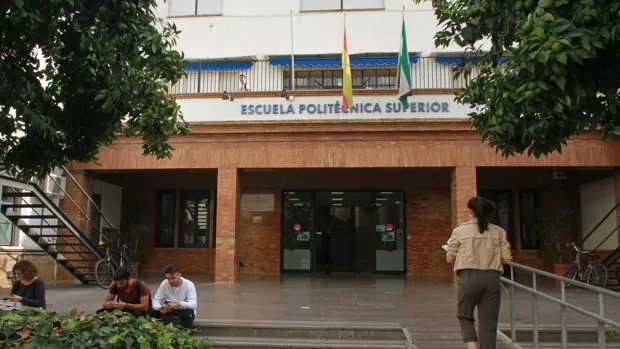 La Universidad de Sevilla tiene pruebas contra el acosador de la Politécnica: correos y testimonios