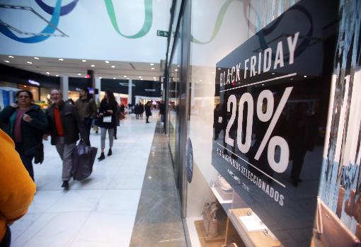 El Black Friday ha ganado adeptos desde que inició en Sevilla su andadura en 2012