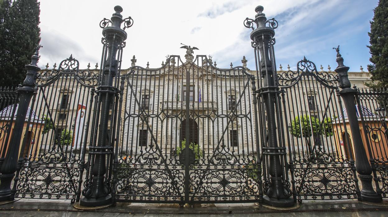 Fachada del Rectorado de la Universidad de Sevilla