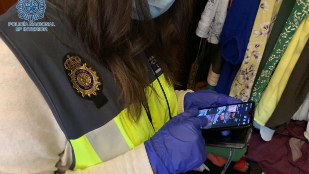 La Policía Nacional detiene a cinco pederastas en una operación contra la pornografía infantil en Sevilla